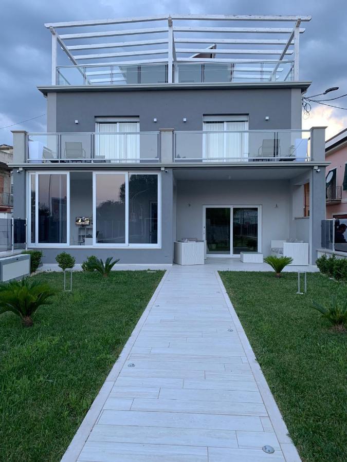 Отель Luxury House Виллапьяна Экстерьер фото