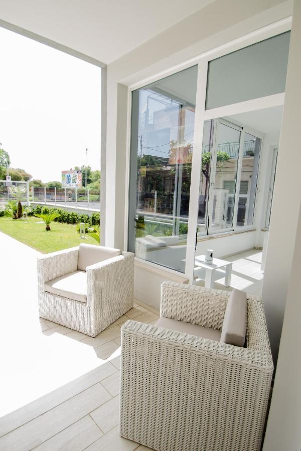 Отель Luxury House Виллапьяна Экстерьер фото